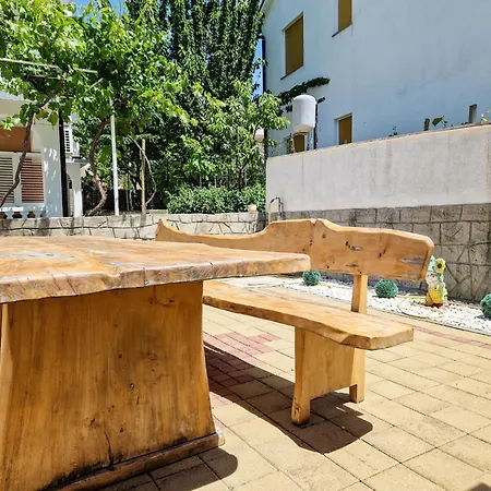 Zora-2 By Interhome * 로파르