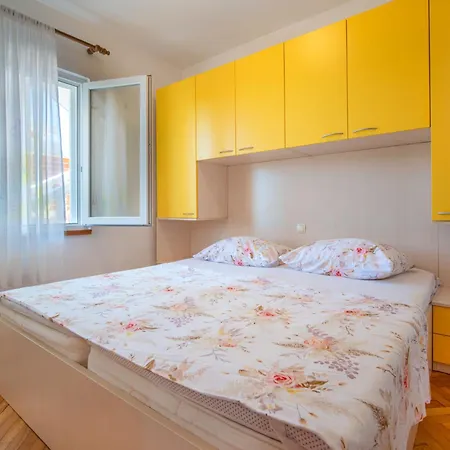 Zora-2 By Interhome 아파트 *