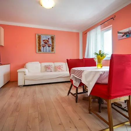 Zora-2 By Interhome 아파트 *