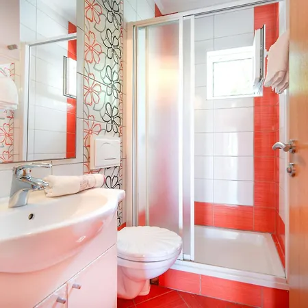 Apartment Zora-2 By Interhome Lopar