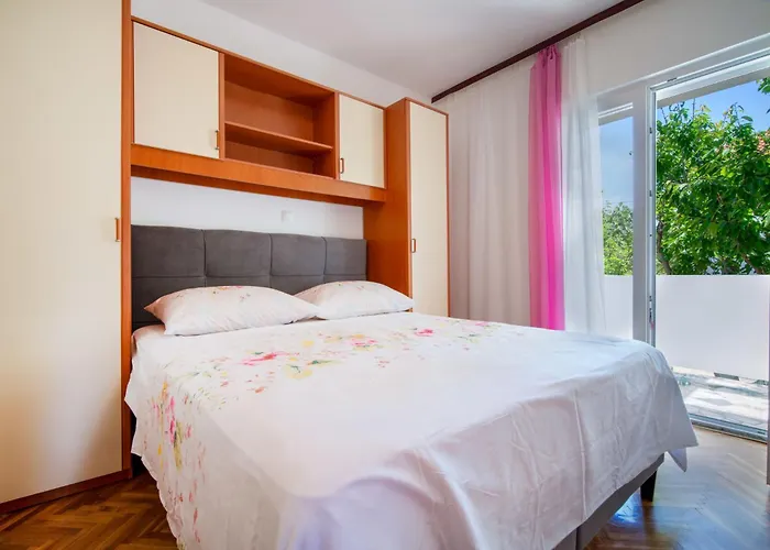 Zora-2 By Interhome Lopar